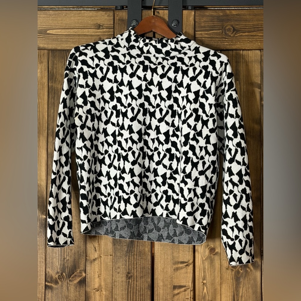 Philosophy Black and White Abstract Long Sleeve Top
